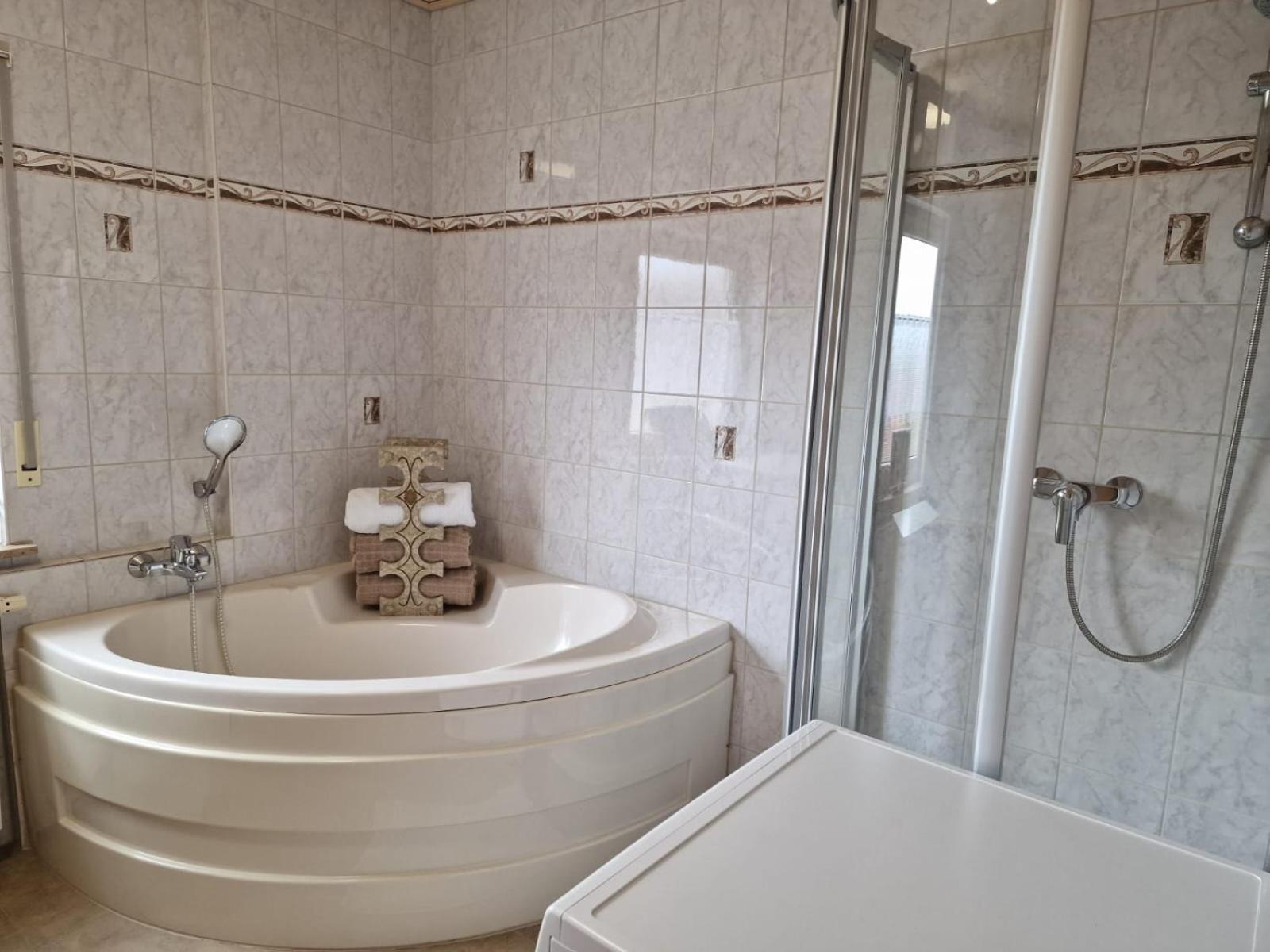 Quickstay Apartments - Ferienwohnung In Miesau Bruchmühlbach-Miesau Εξωτερικό φωτογραφία